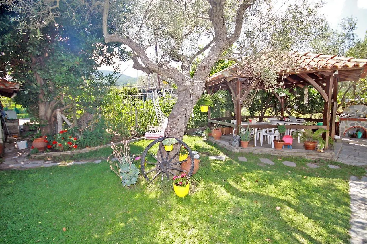 Villa Angela Вурвуру